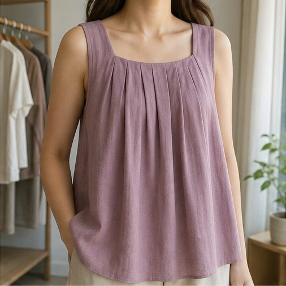Emerald Pleated Blouse - Picture 2 of 6